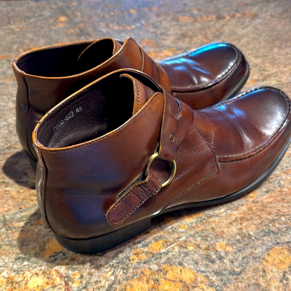 Men’s Gucci loafer style leather boots size 46 (13 in US)